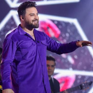آهنگ بابک جهانبخش ماه من مثل چشات شب من روشنه